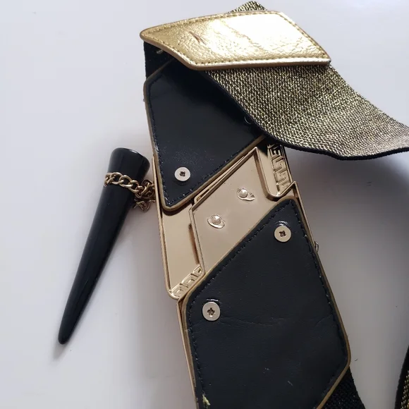 Elasticized Cinch Belt with Latch and Chain - Picture 16 of 16